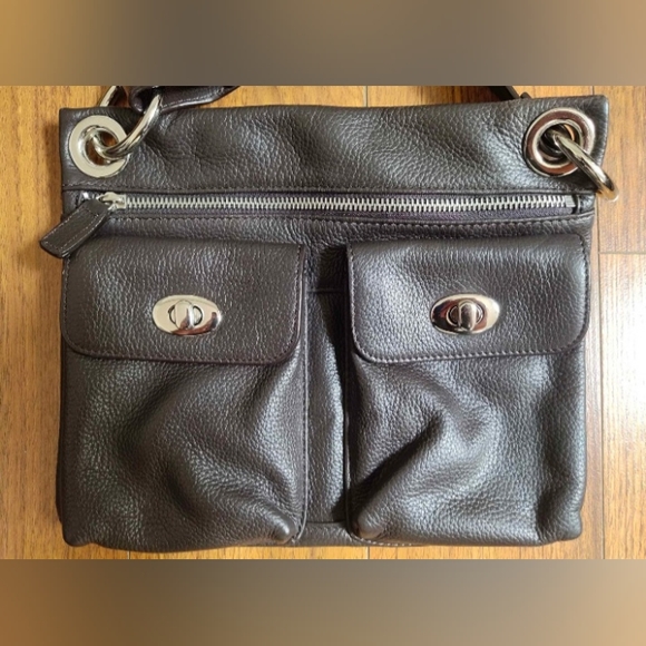 Danier Leather Crossbody saddle Bag - Picture 3 of 5
